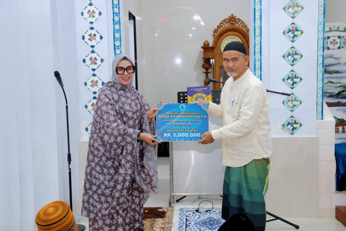 Awali Safari Ramadan di Masjid Besar Masdarul Birri Sumpang Binangae