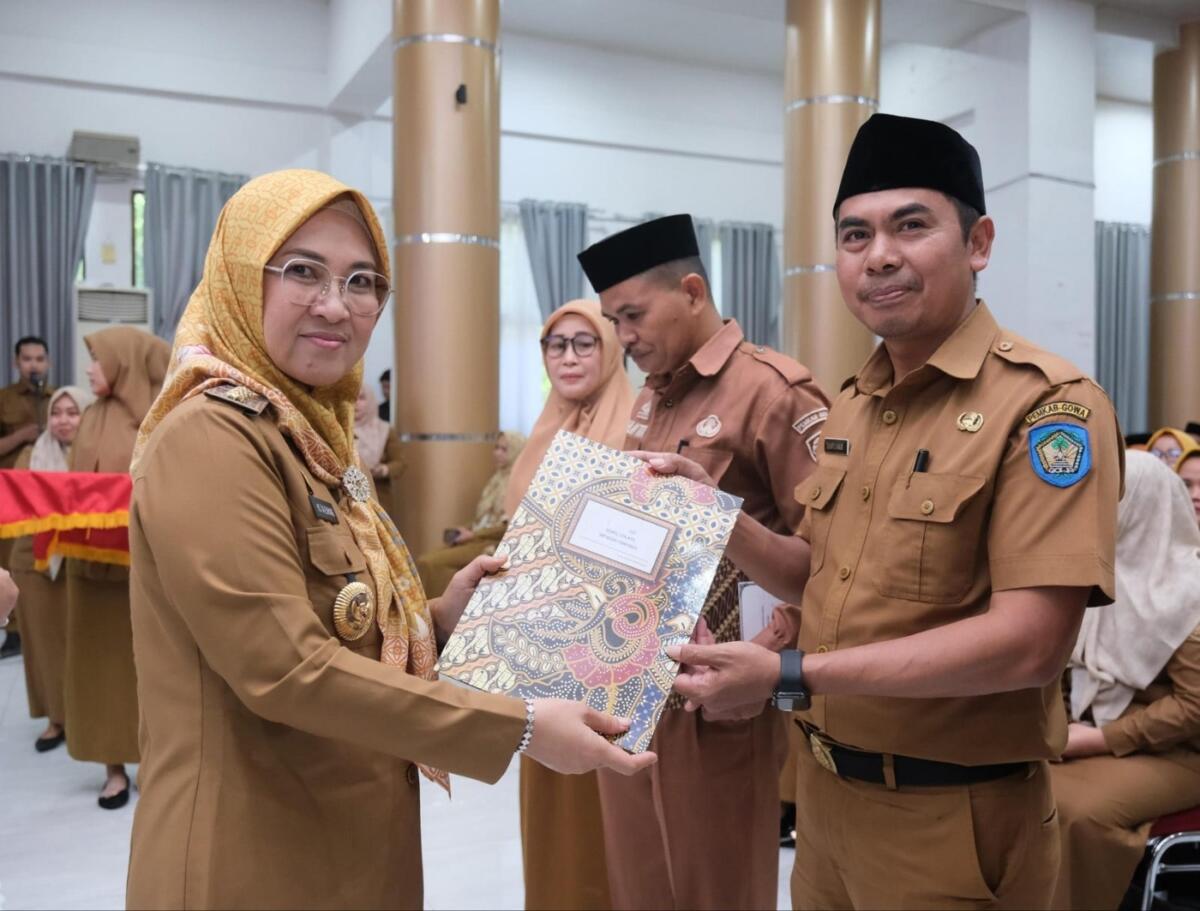 238 Kepsek dan Pengawas Terima SK Penugasan