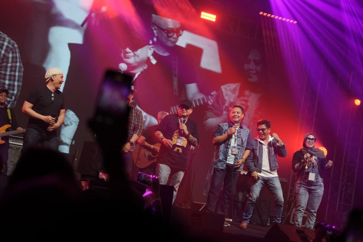 Wali Kota Munafri Hadiri Ramah Tamah Reuni Putih Abu-Abu 93, Tegaskan Kolaborasi Lintas Generasi