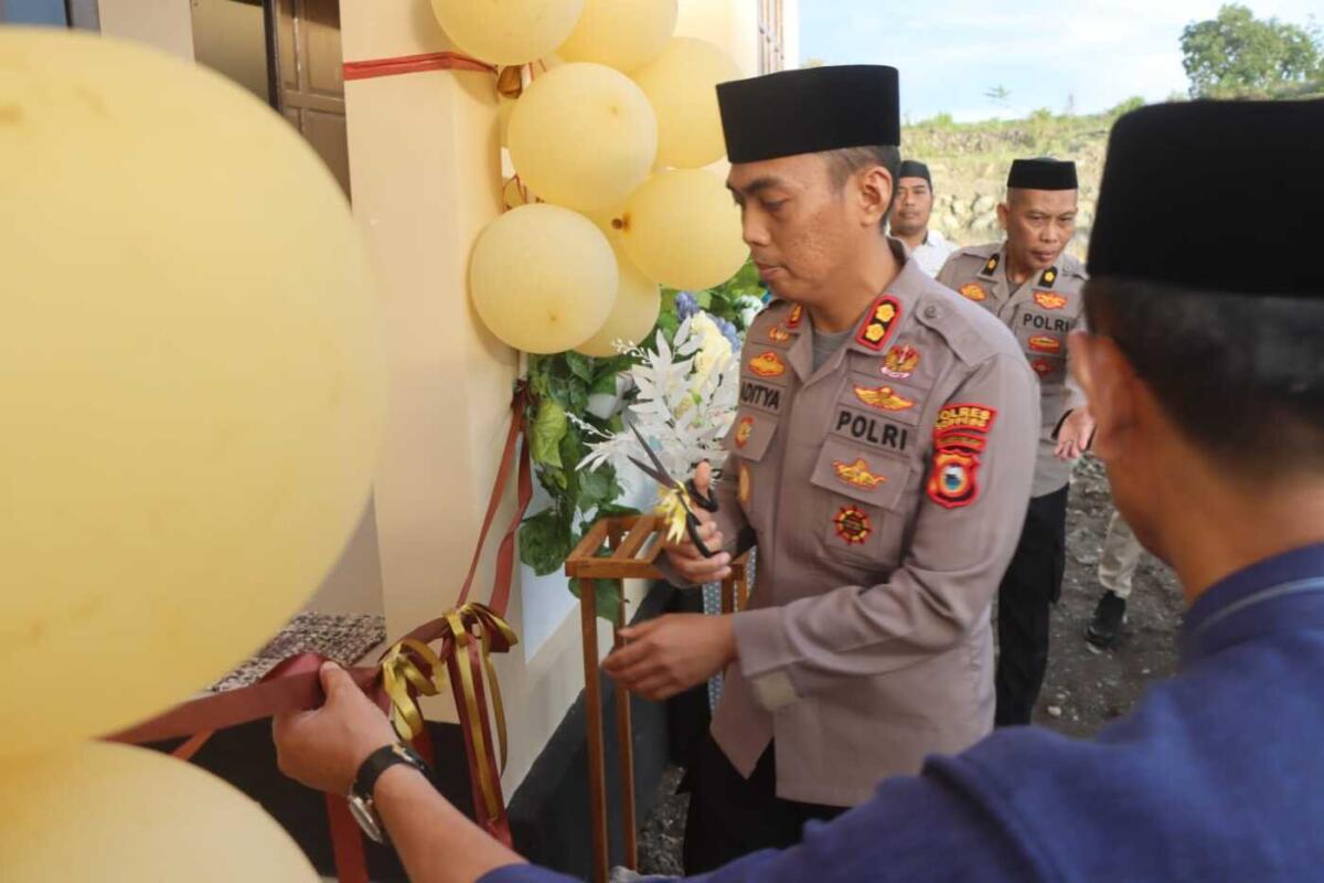 Kapolres Resmikan Rumah Imam Masjid