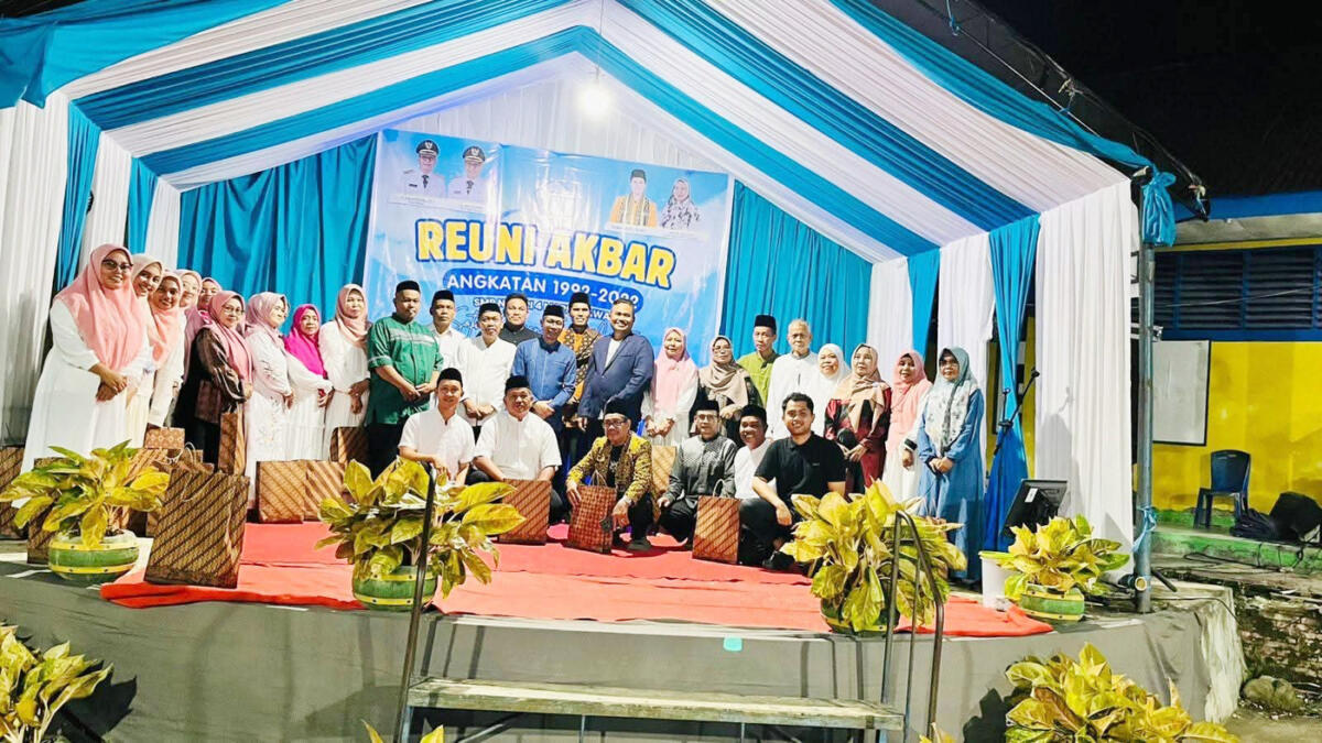 Halal Bihalal IKA SMPN 4 Marioriawa Perkuat Silaturahmi