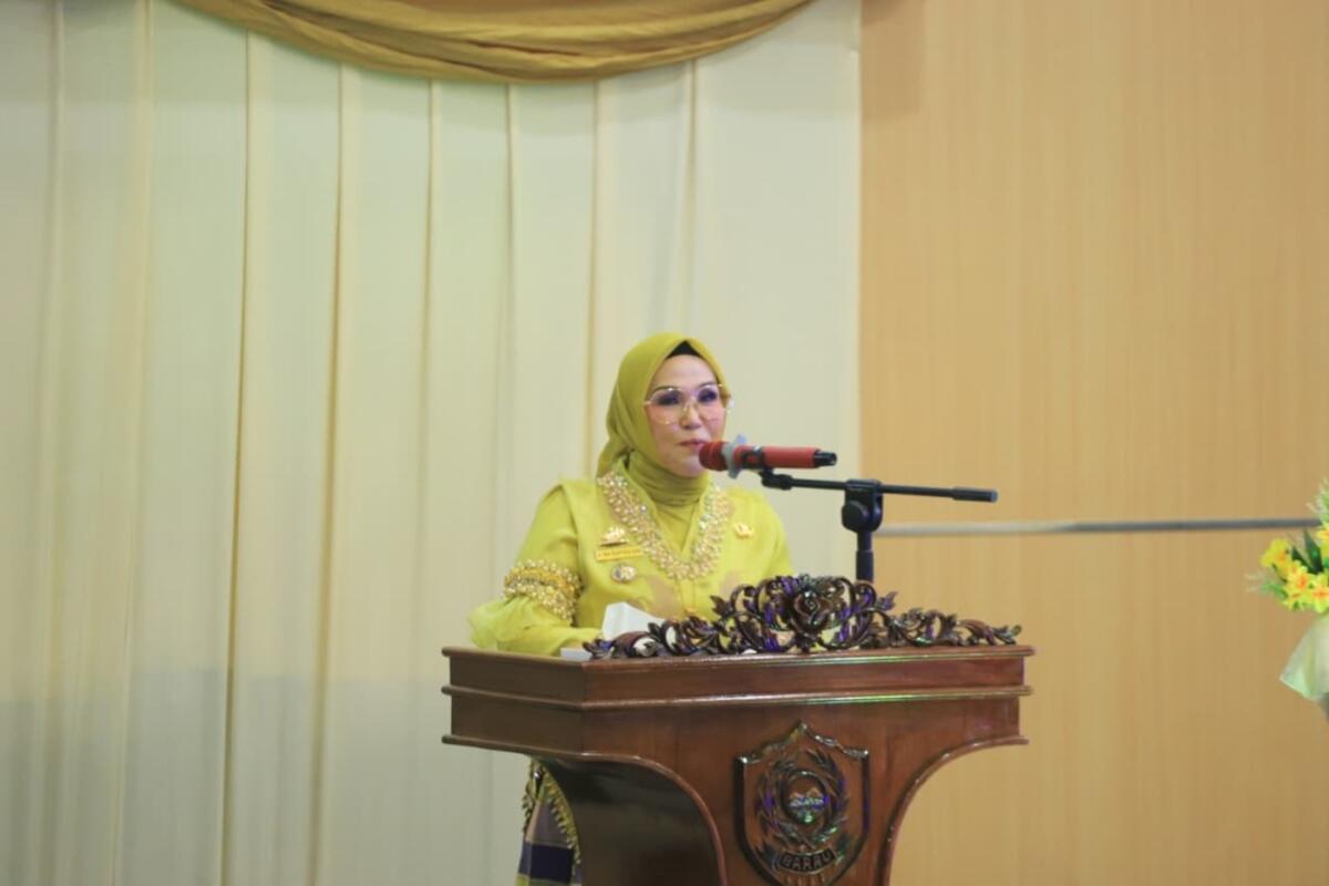 HUT Barru ke-66: Gubernur Hadiri Paripurna Mappadeceng