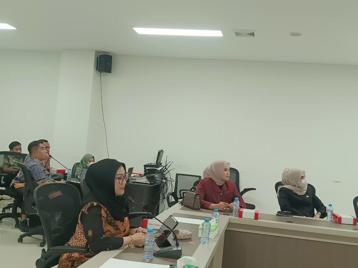 DPRD Sulbar Gelar Rapat Kerja Gabungan Komisi, Matangkan Rekomendasi LKPJ Gubernur 2025