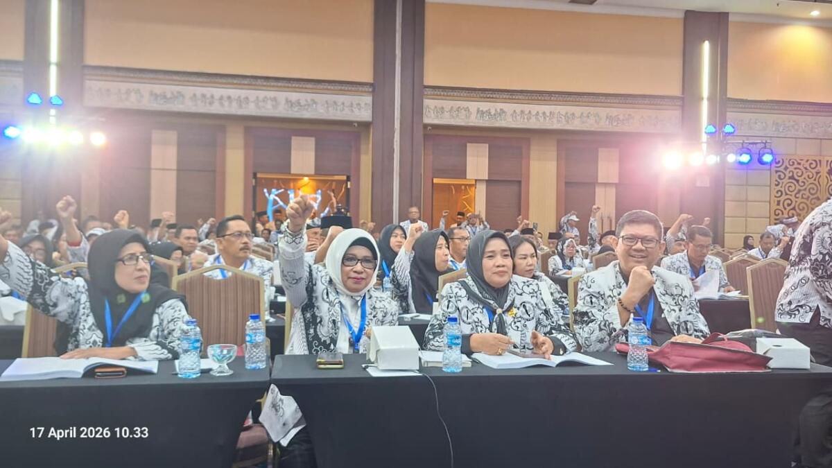 PGRI Sidrap Perjuangkan Aspirasi Guru di Konferensi Nasional