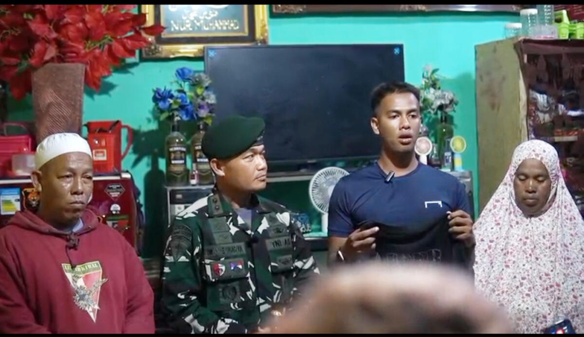 Pria Dikira TNI di Aksi AMARAH Makassar Ternyata Satpam