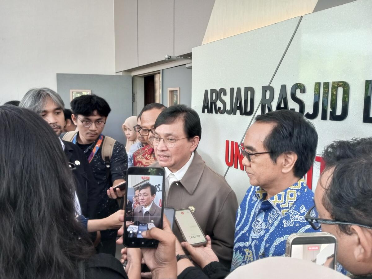 Yovie Widianto Ajak Mahasiswa Unhas Bangun IP Baru