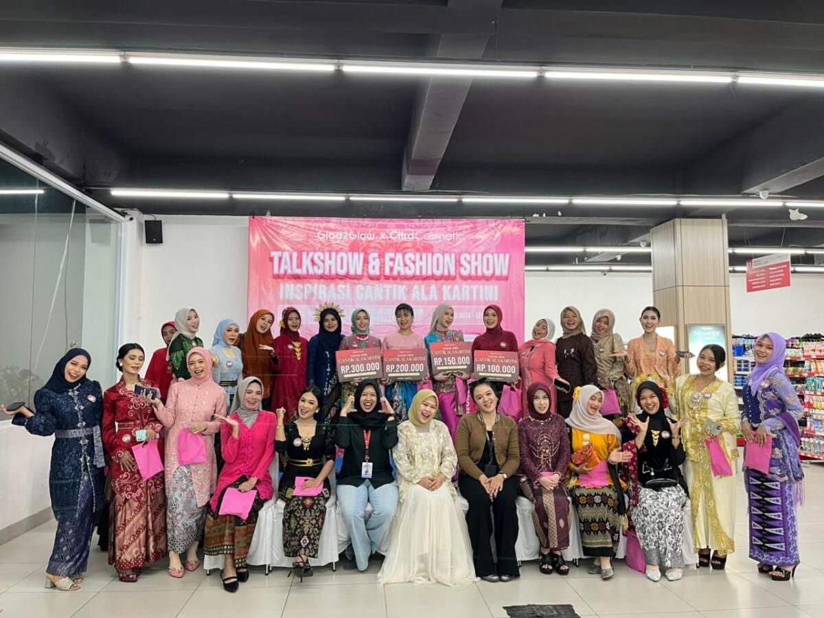 Angkat Semangat Kartini, CitraCosmetic Hadirkan Fashion Show Inspiratif