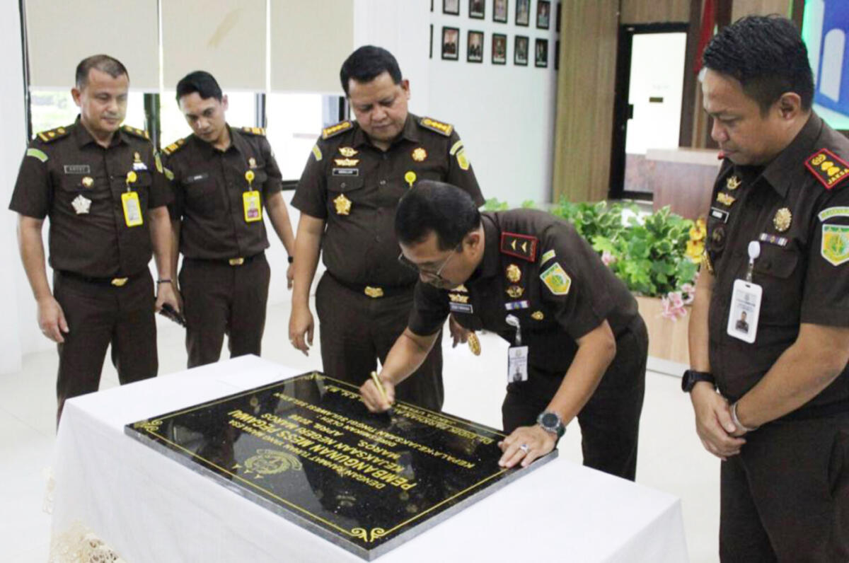 Kunjungi Maros, Kajati Sulsel Resmikan Mess Adhyaksa