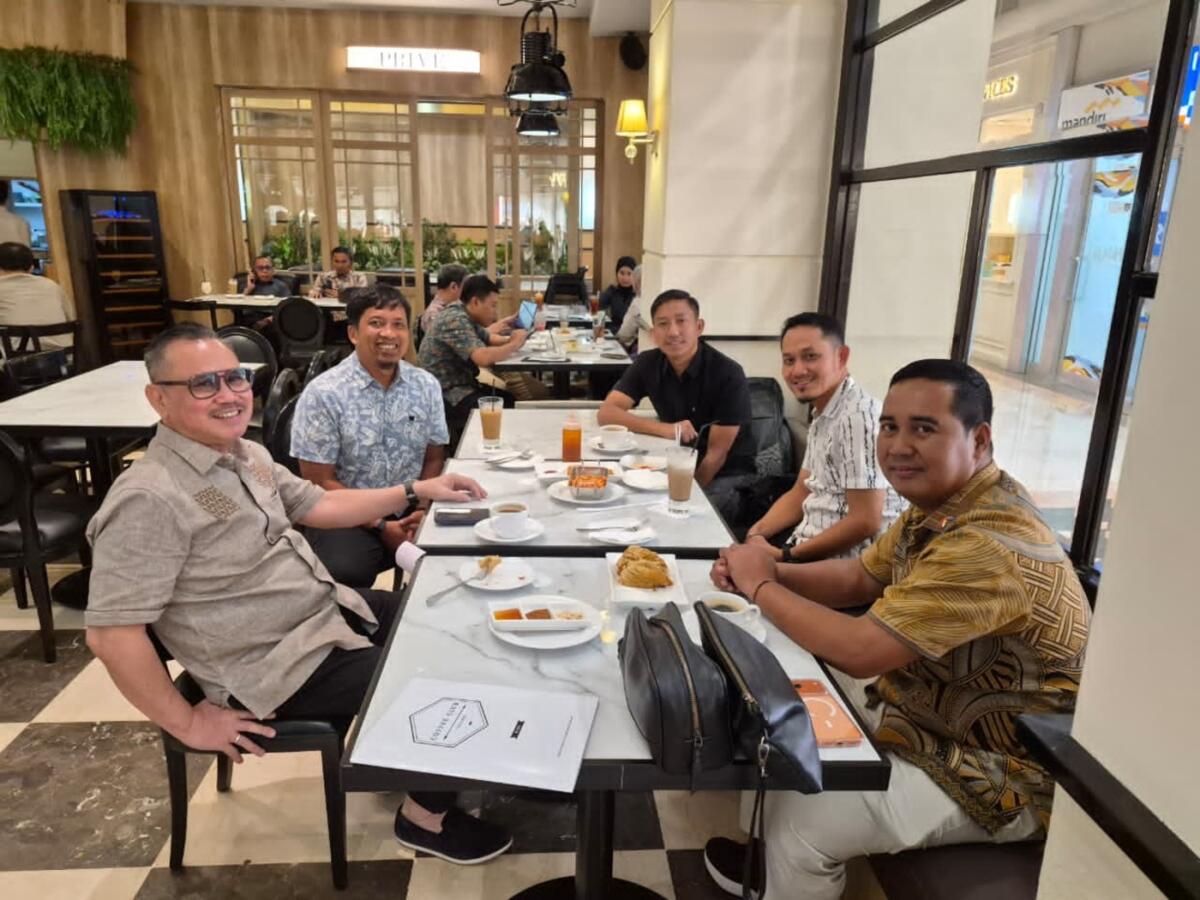 Pemkab Lutim Bangun Komunikasi DPR RI