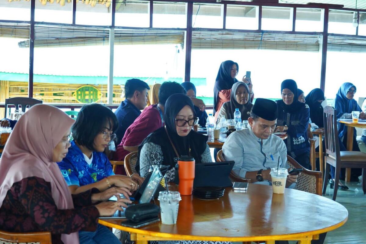 Irwan Kumpulkan Kapus se-Luwu Timur