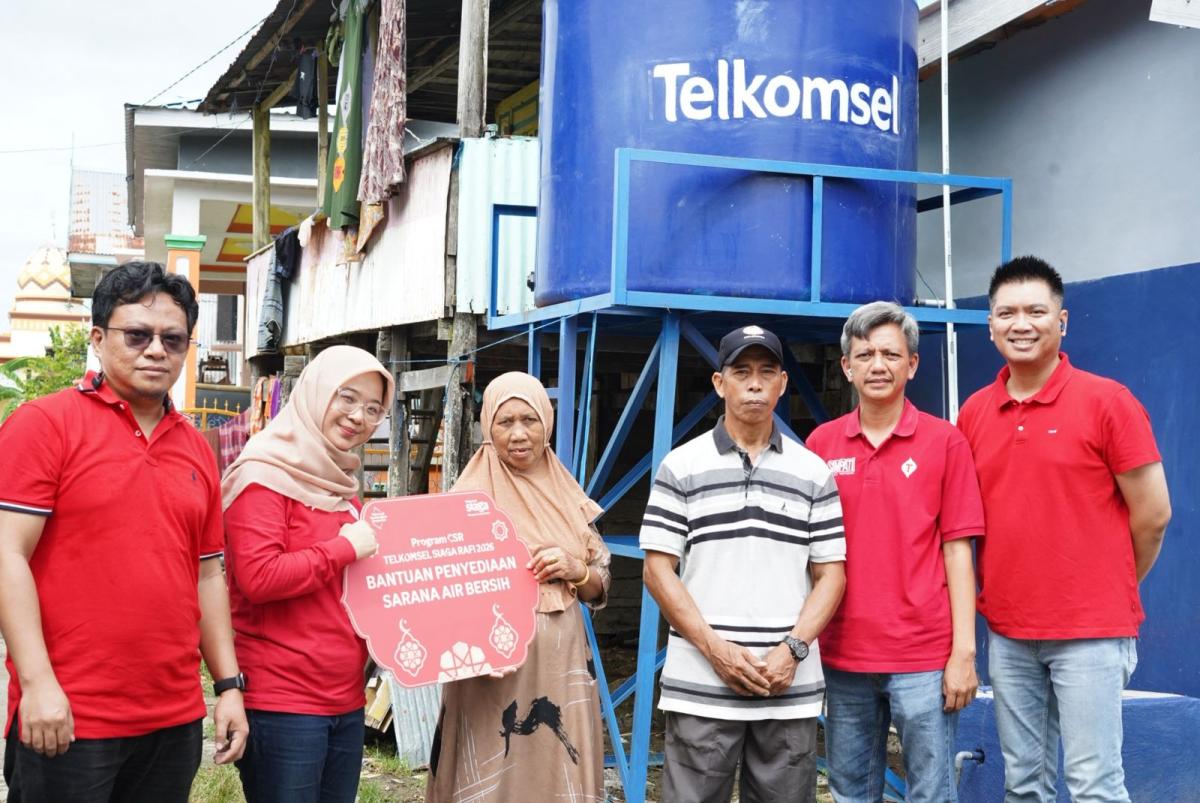 Dukung Kualitas Hidup Masyarakat, Telkomsel Hadirkan CSR Fasilitas Sanitasi di Dusun Parasangan Beru, Maros