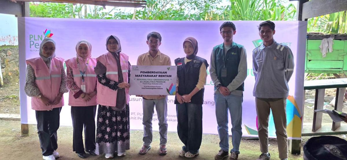 PLN Nusantara Power Serahkan Bantuan Program TJSL Desa Berdaya untuk Kelompok Tani Kopi Letta