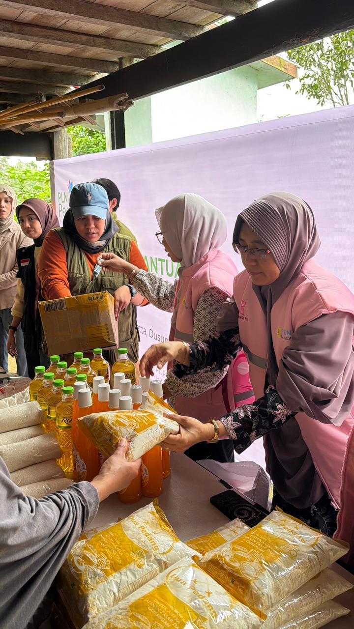 SRIKANDI PLN Nusantara Power UP Bakaru Hadirkan Pasar Murah untuk Masyarakat Letta
