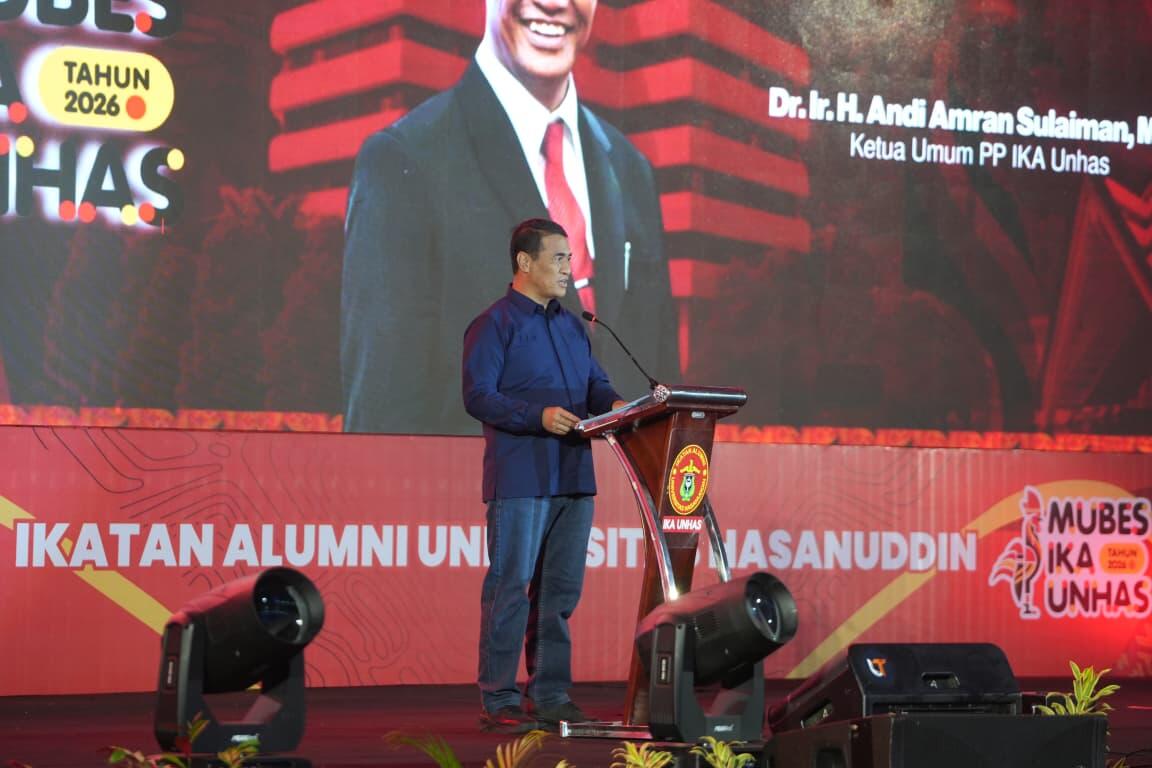 Andi Amran Sulaiman Bakar Semangat Alumni, Dorong Jadi Garda Terdepan Hilirisasi Dunia
