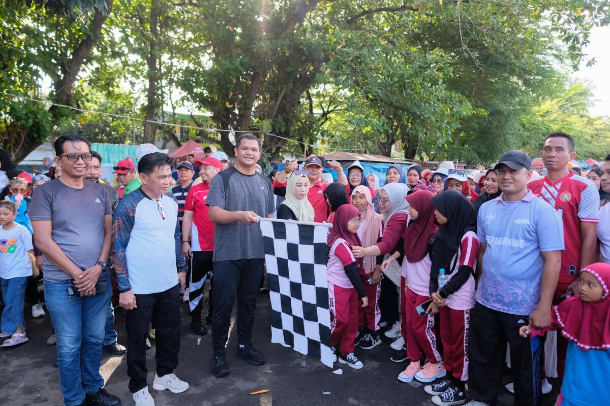 Semarak Hardiknas 2026, Bupati Bantaeng Hadiri Jalan Sehat Dinas Pendidikan dan Kebudayaan