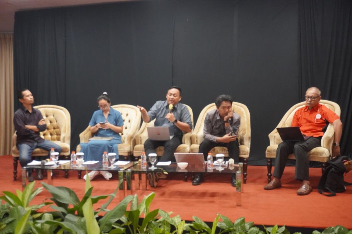 Demokrasi Dalam Ancaman: Masyarakat Sipil Bongkar Bahaya Spyware di Indonesia