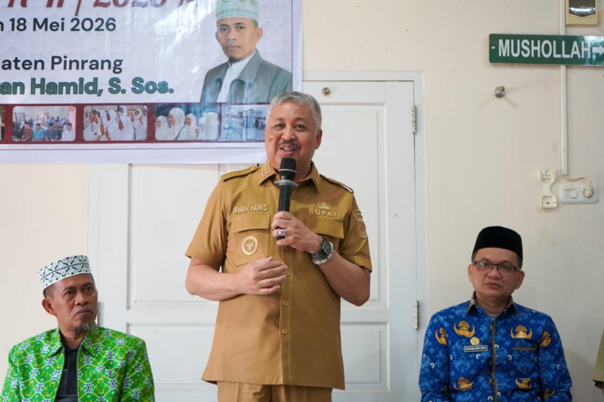 Bupati Pinrang Irwan Hamid, Lepas 46 Orang Jamaah Calon Haji Plus