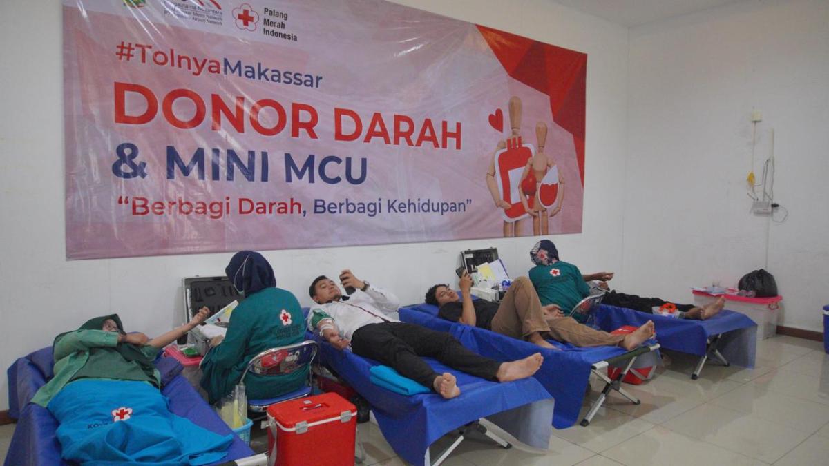 Peduli Sesama, Pengelola Tol Makassar Gandeng PMI dan RS Hermina Gelar Donor Darah