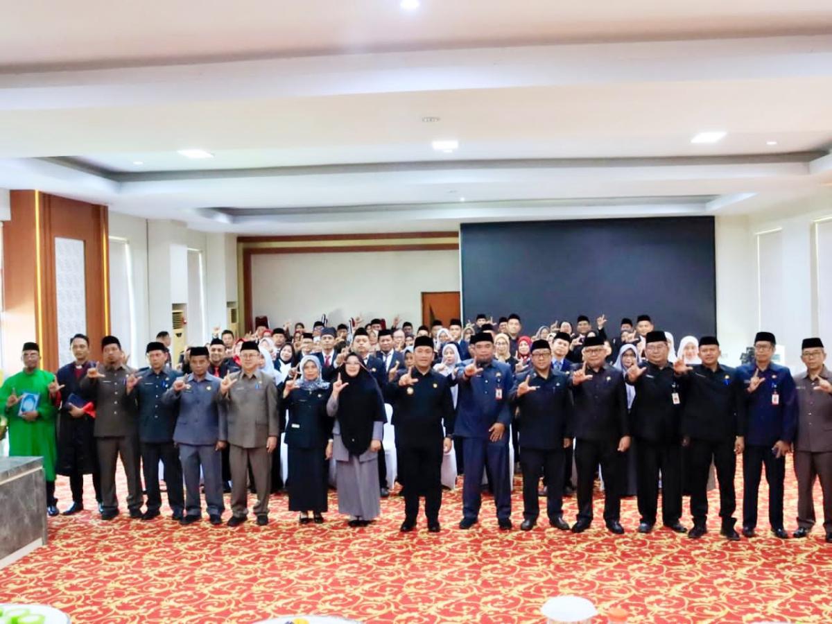 Irwan Lantik Pejabat Administrator dan Fungsional