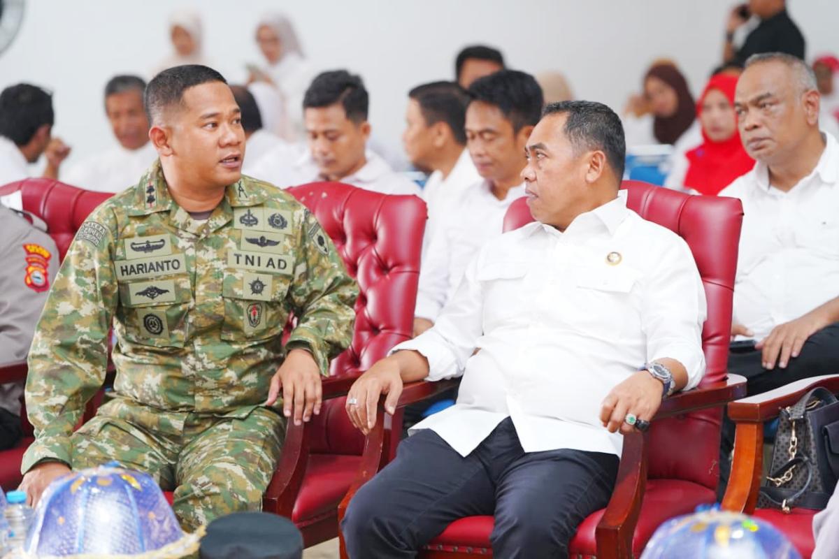 Bupati Andi Rosman Hadiri Peresmian 1.061 KMP
