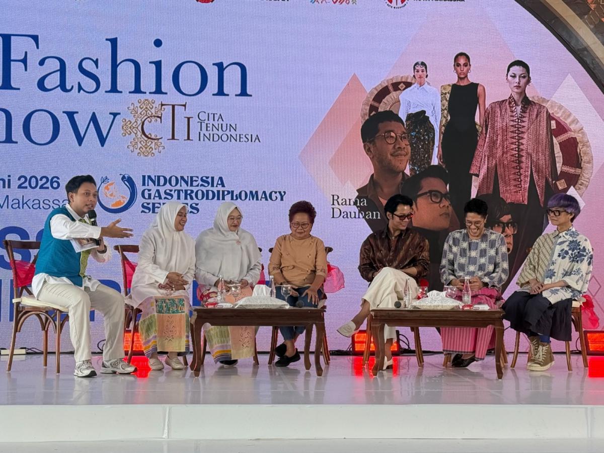 Fashion Show Hadir di IGS 2026
