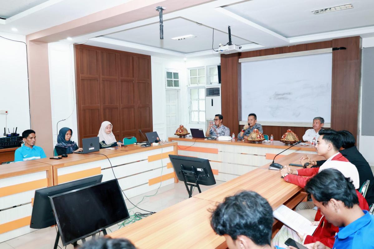 Sekkab Barru Terima Aspirasi Mahasiswa Soal Beasiswa